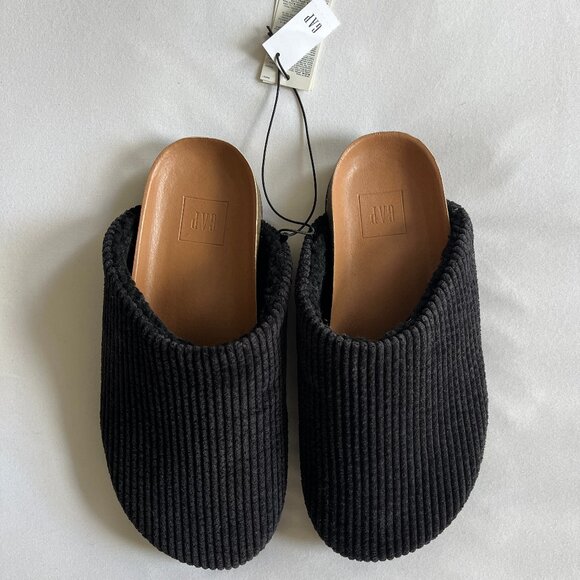 GAP Jenni Kayne Style Corduroy Faux Fur Lined Mule Clog Slip On - Black - 6 - Picture 1 of 3